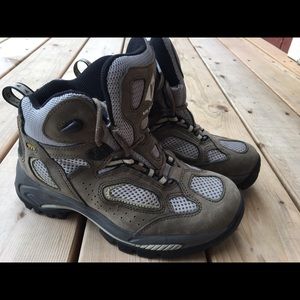 Vasque Women’s Hiking Boots